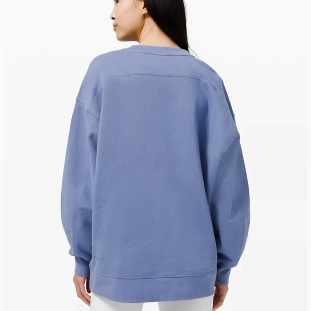 Lululemon Perfectly Oversized Crew Water Drop Size 4 - Picture 4 of 9